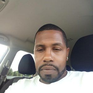 Meet your Posher, Dejuan